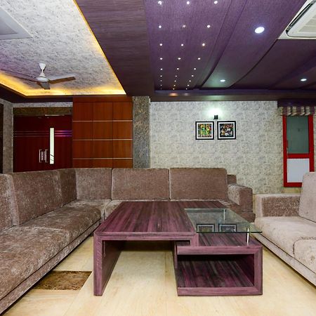 Hotel Lake View Grand Lucknow Exteriör bild