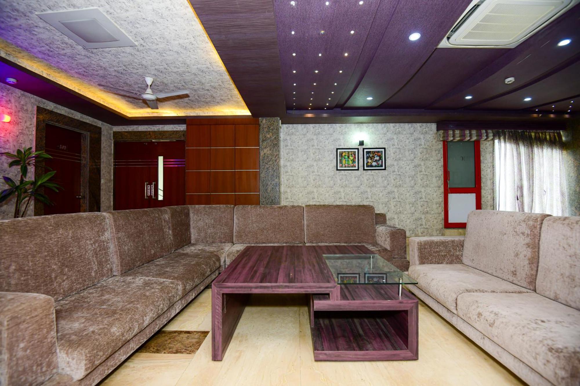 Hotel Lake View Grand Lucknow Exteriör bild